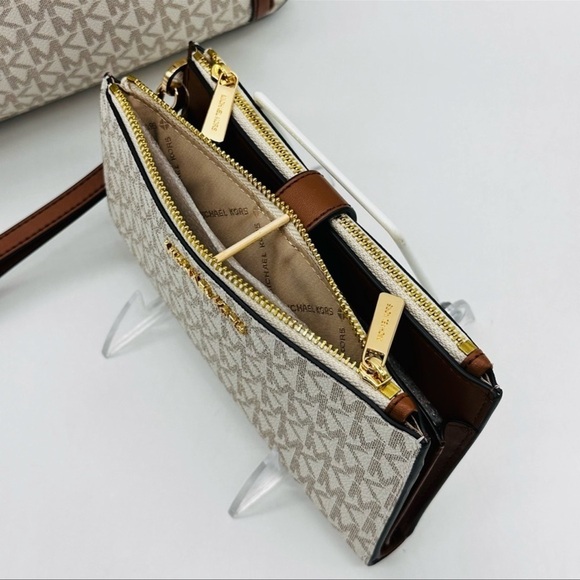 Michael Kors Medium Jaycee Zip Packet Backpack & Double Zip Wallet Wristlet - Picture 14 of 16